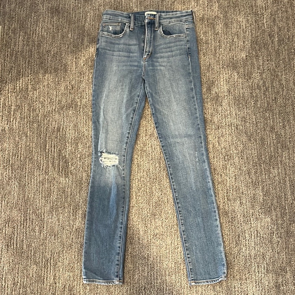 Favorite Daughter Light Blue Jeans. The Sara super high rise skinny size 25